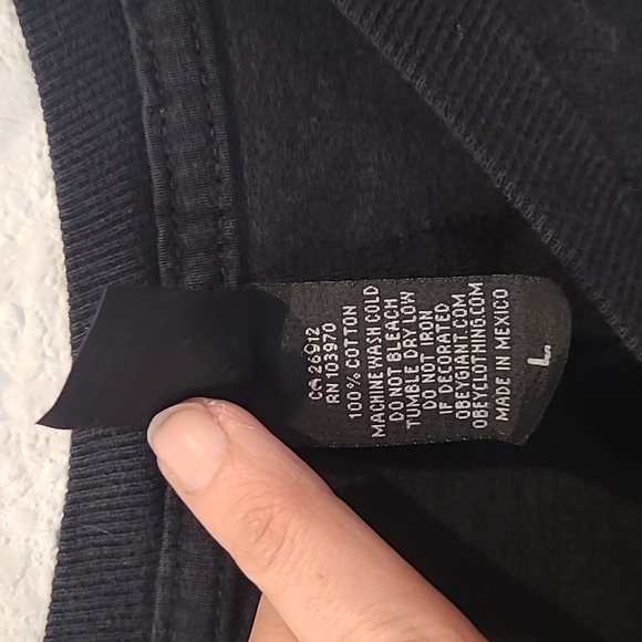 Obey black tshirt worldwide propaganda large - Picture 3 of 9